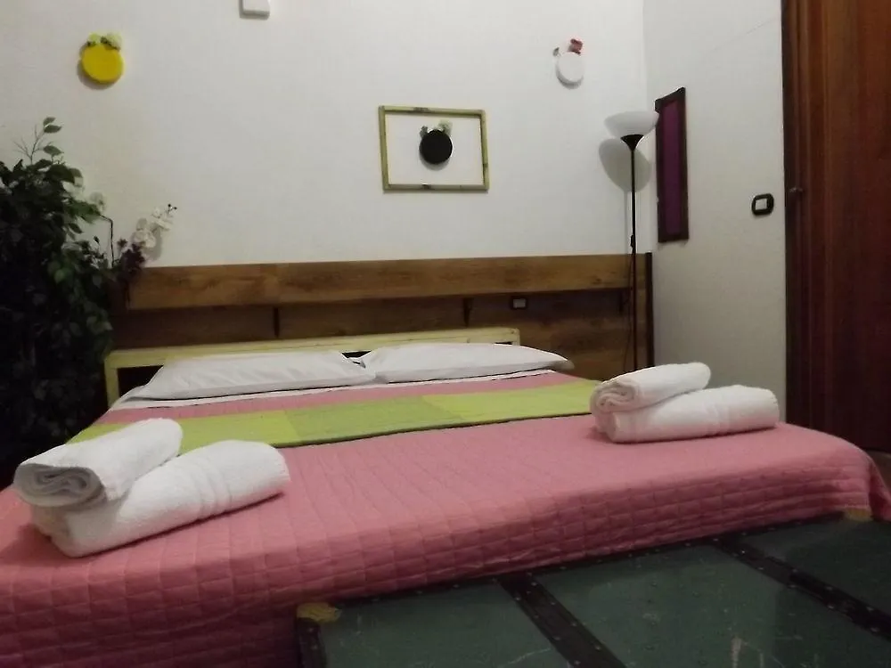 מילאנו B&B Monteverdi Garden 5*,