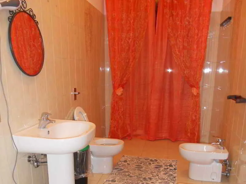 מילאנו B&B Monteverdi Garden 5*,  איטליה